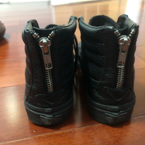 Classic Black leather Vans - Picture 3 of 4